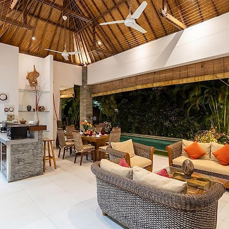 Villa Lotus By Optimum Bali Villas Seminyak Exterior foto