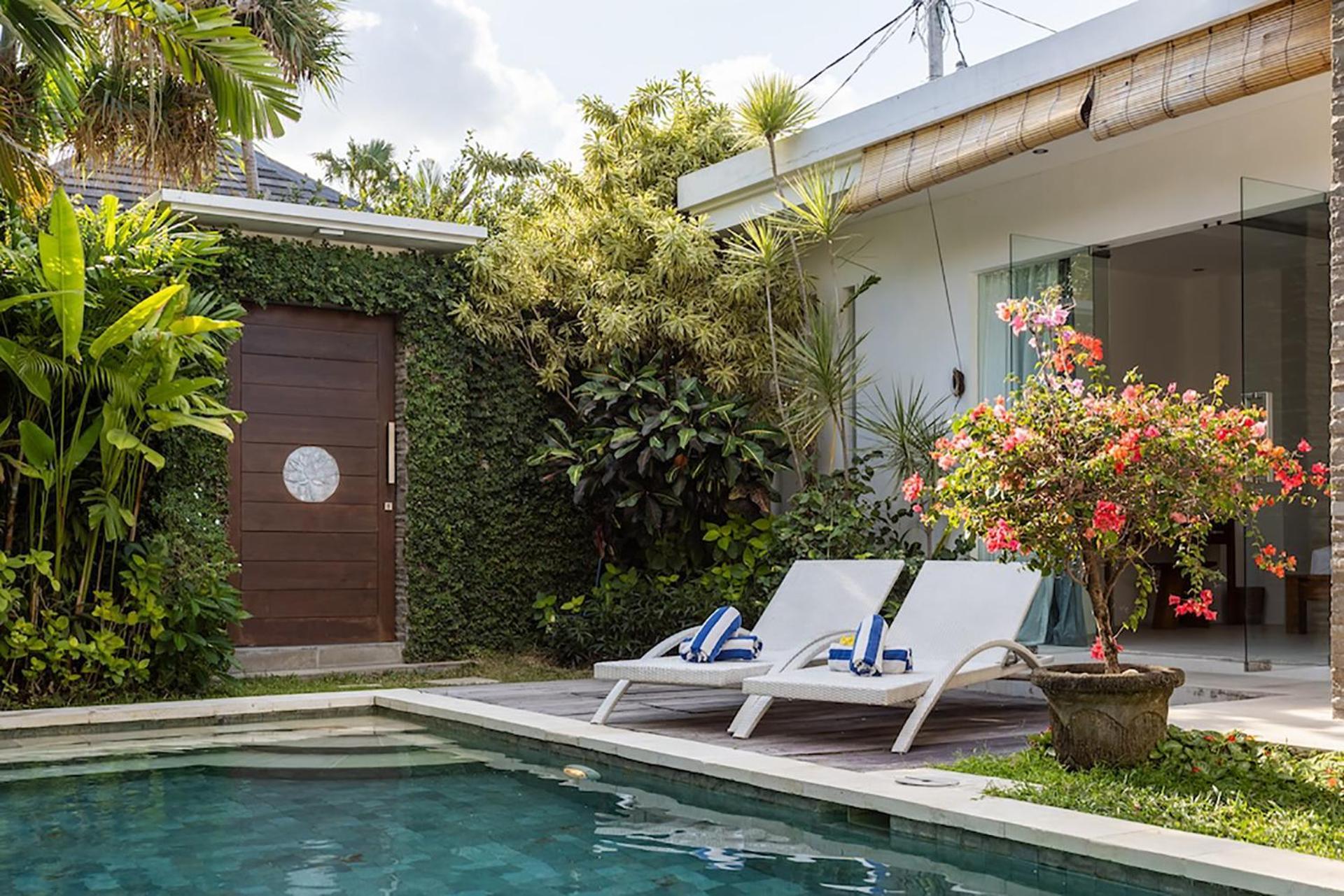 Villa Lotus By Optimum Bali Villas Seminyak Exterior foto